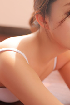 日本人妻巨大乳挤奶水APP