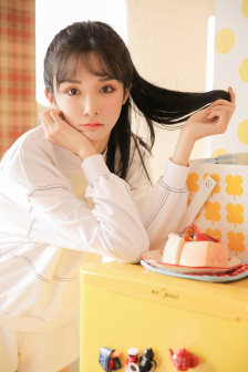 张子枫彭昱畅